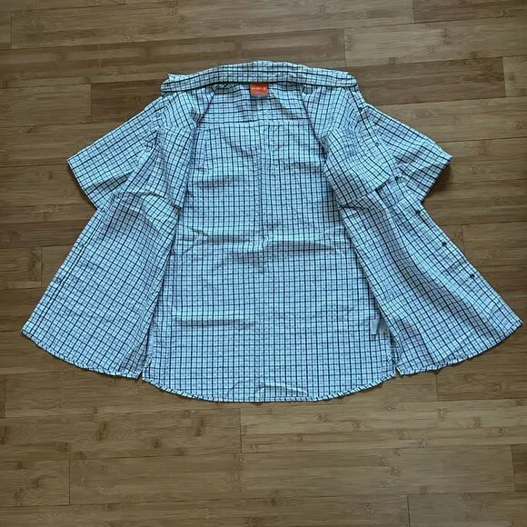 Merrell Button Up Shirt - Picture 5 of 8